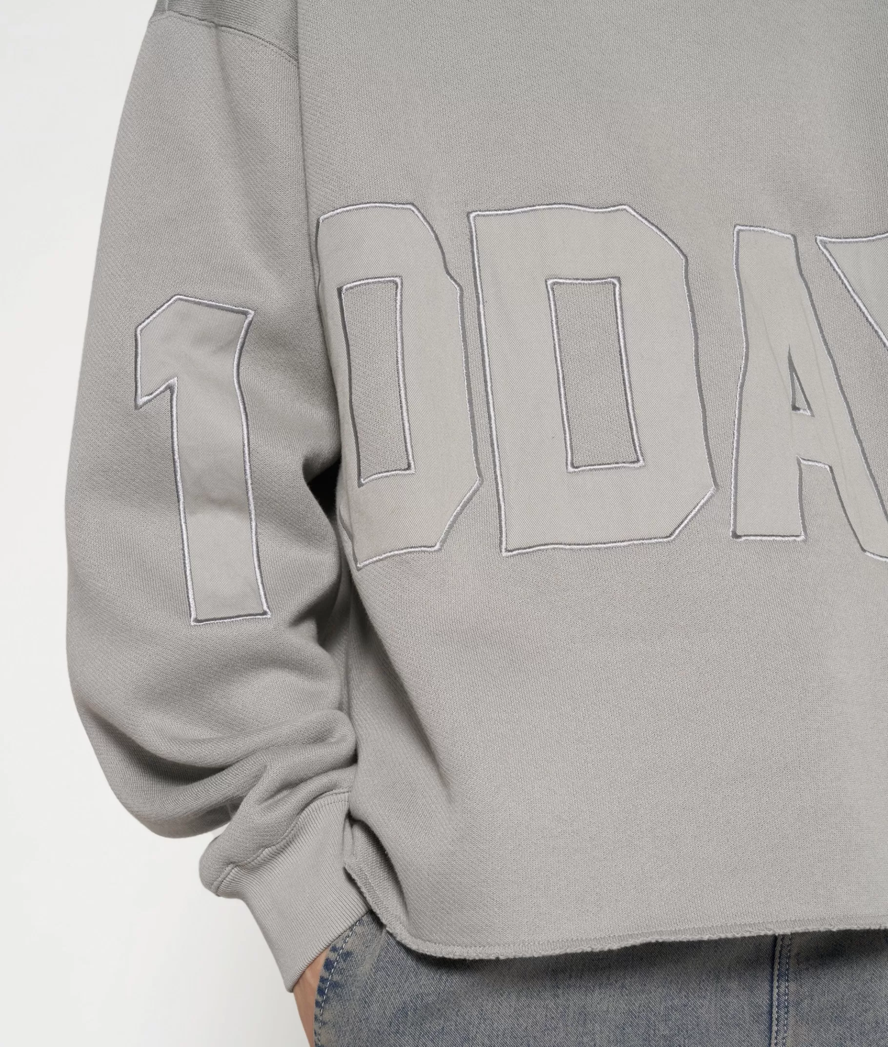 10DAYS statement hoodie logo patch