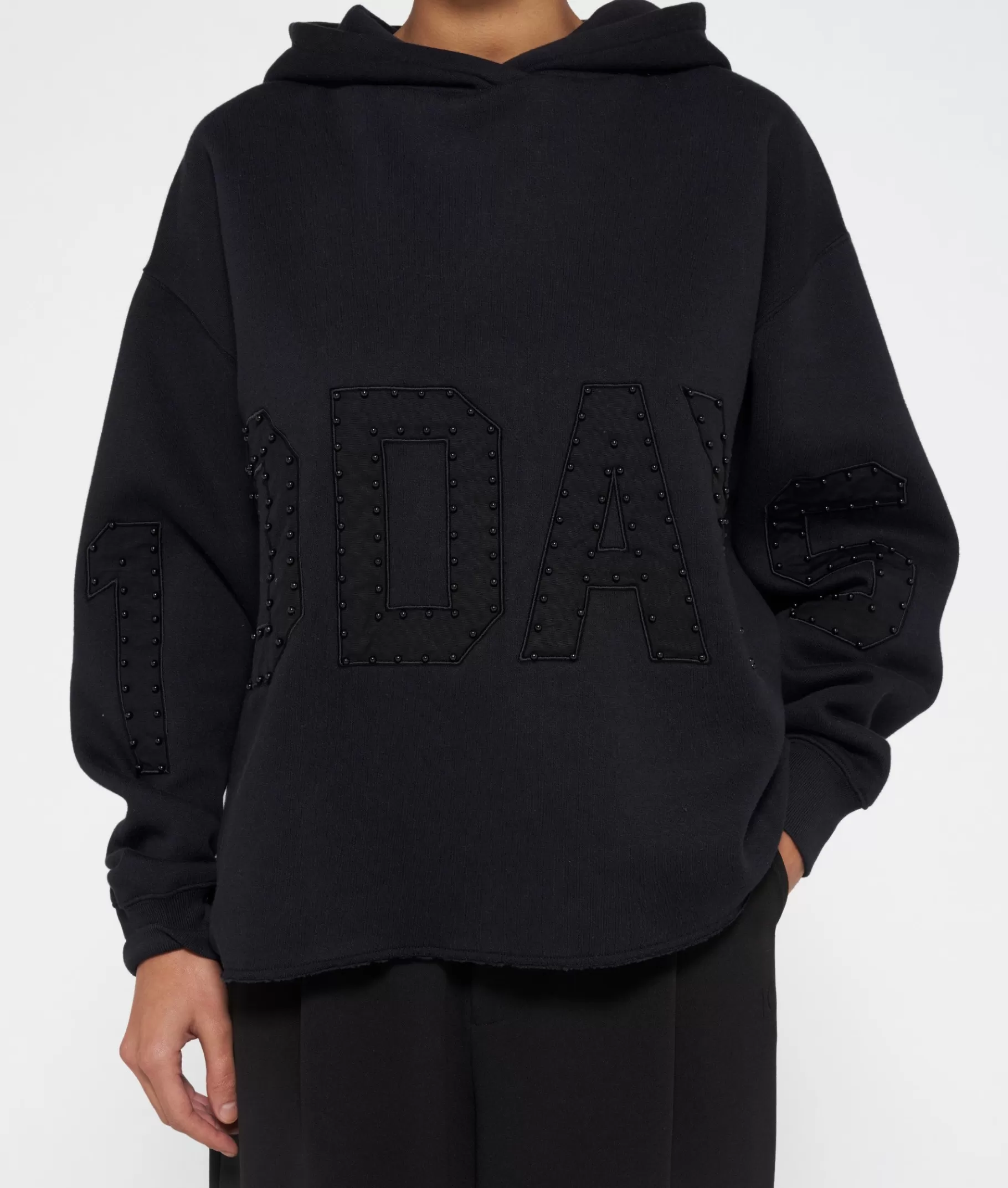10DAYS statement hoodie pearls