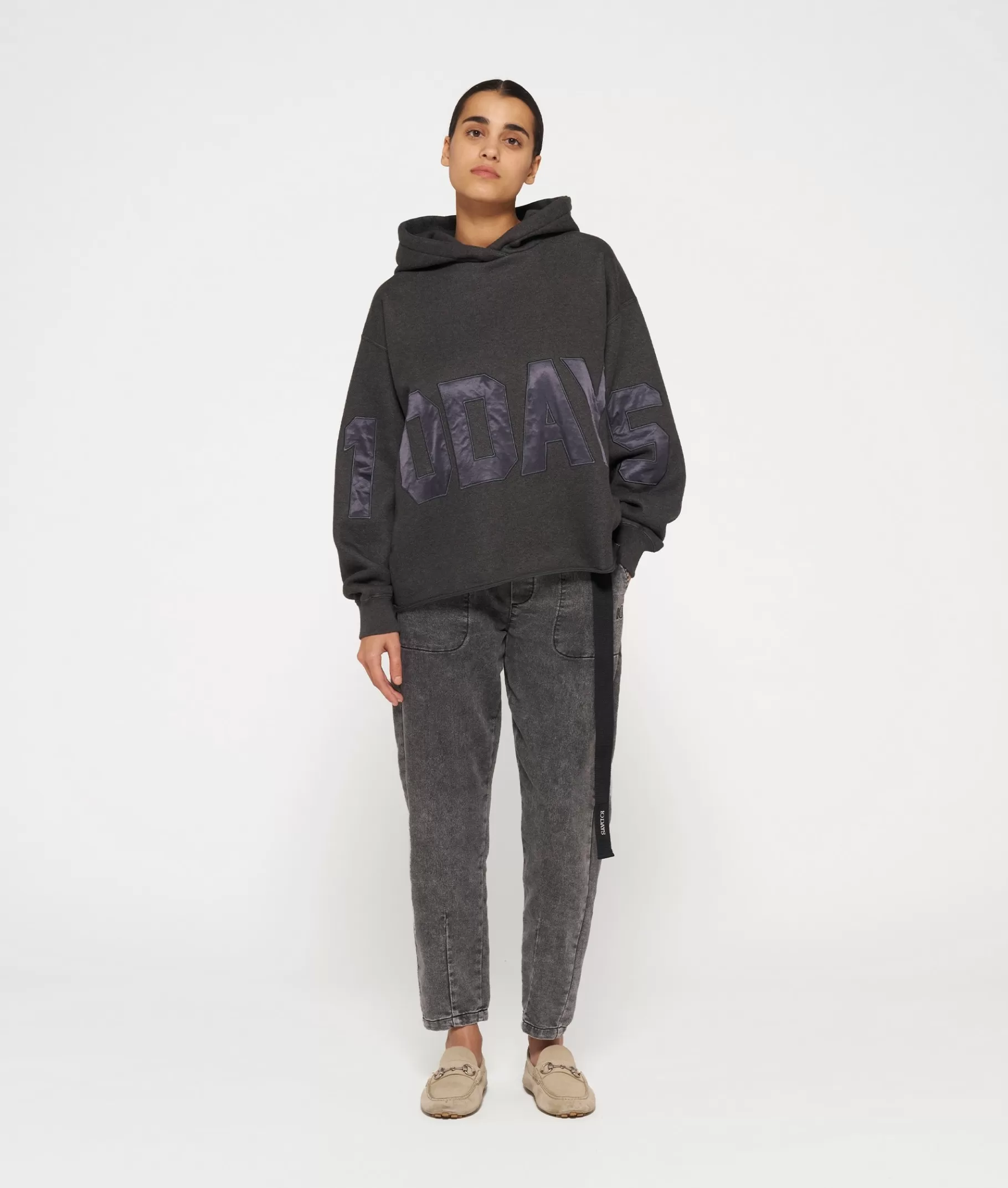 10DAYS statement logo hoodie